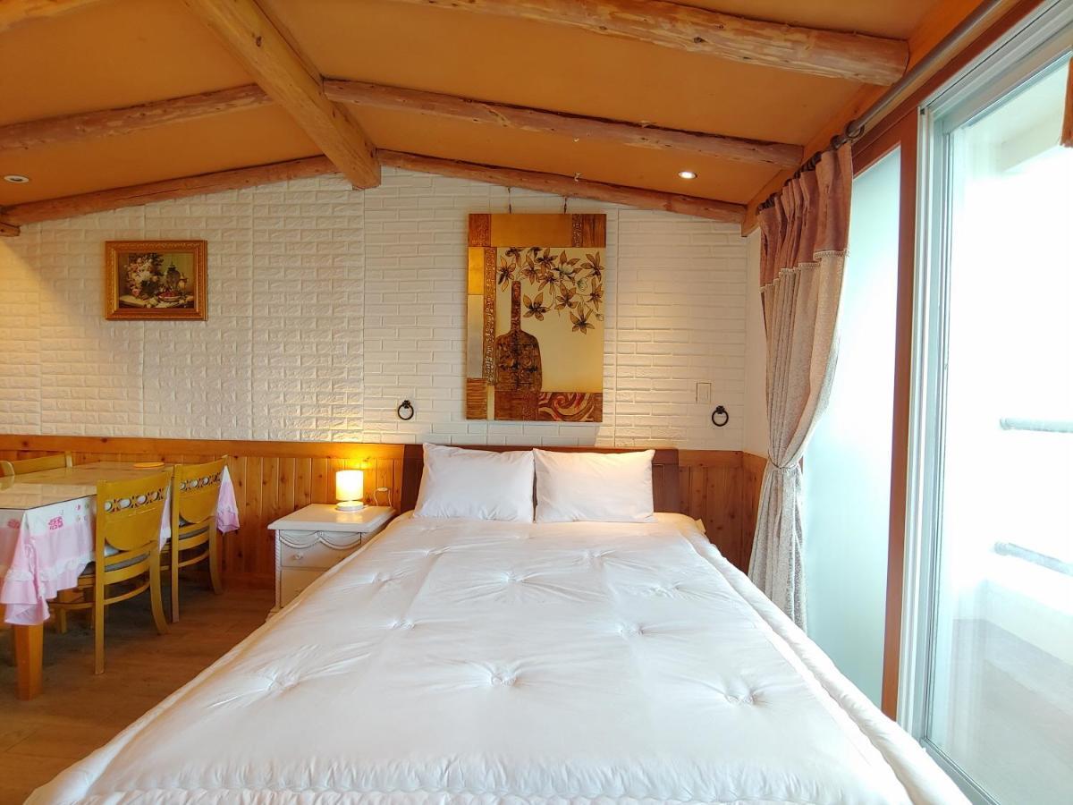 Herb In Pension Jeju Exterior foto